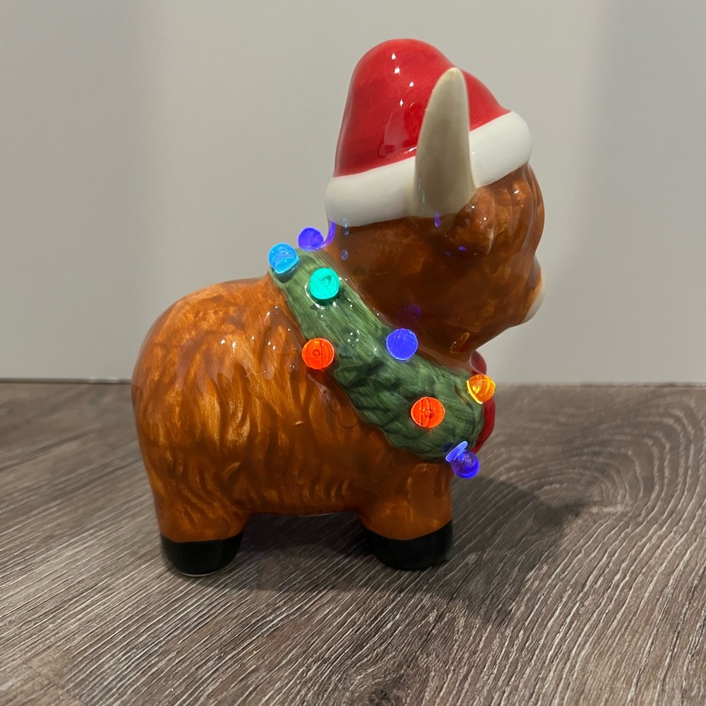 Super Cute Ceramic Light Up Highland Cow- NWT - Picture 2 of 4